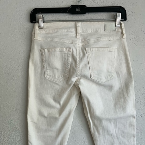 Guess Woman Cream Brittney Cropped  Zip Leg Jean, Size 24 - Picture 5 of 7